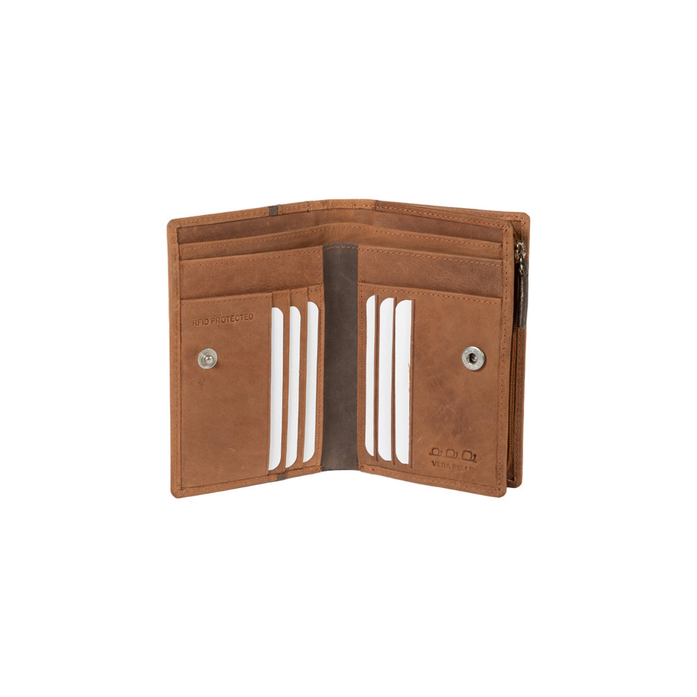 K12234UB | Women's wallet in genuine full-grain leather, Naked. Leather color. RFID protection. Size when closed: 9.5 x 14 x 3 cm. Packaging: gift box bottom/cover