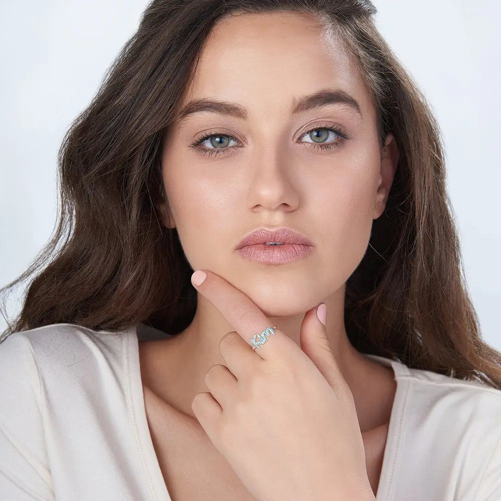 Anello Personalizzato con Nome in Argento Sterling 925 e Pietra Swarovski